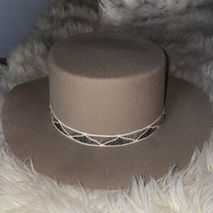 Elegant Tan Boho Hat with Patterned Band